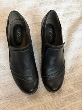 Eurosoft by Sofft Black Leather Slip On Loafer Heels Comfort Shoes Womens 8.5